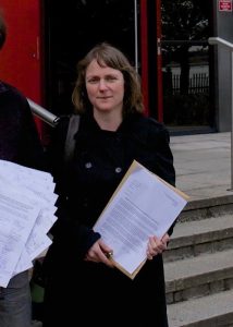 Judi Logue with Petition in favour of Zero Waste and against gasification.